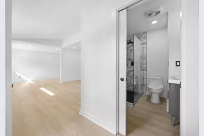 5261 Meadow Creek Drive, Austin, TX 78745 - Photo 15