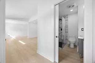 5261 Meadow Creek Dr, Austin, TX 78745 - Photo 15