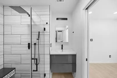 5261 Meadow Creek Drive, Austin, TX 78745 - Photo 25