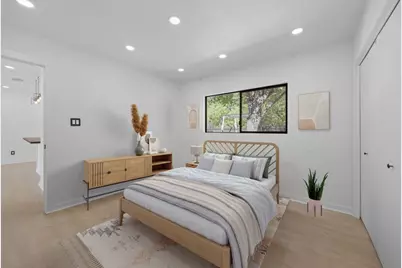 5261 Meadow Creek Drive, Austin, TX 78745 - Photo 23