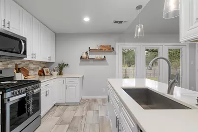 2101 Falcon Hill Drive, Austin, TX 78745 - Photo 17