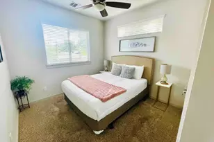 2307 E 2nd St, Austin, TX 78702 - Photo 13