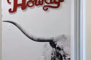 2307 E 2nd St, Austin, TX 78702 - Photo 17