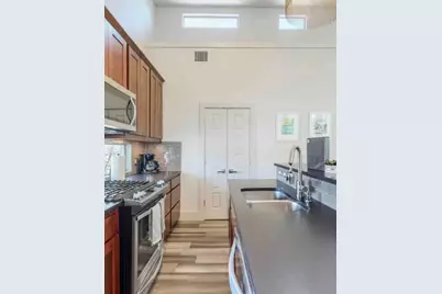 2307 E 2nd Street #A, Austin, TX 78702 - Photo 5