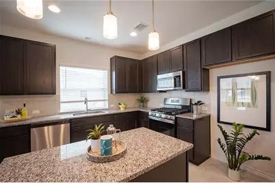 9109 Looksee Lane, Austin, TX 78744 - Photo 7