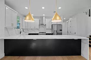 2211 Santa Rosa St, Austin, TX 78702 - Photo 3