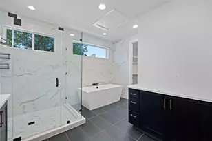 2211 Santa Rosa St, Austin, TX 78702 - Photo 25
