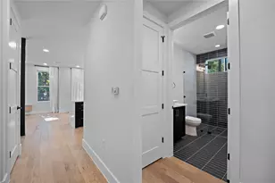 2211 Santa Rosa St, Austin, TX 78702 - Photo 17