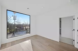 2209 S 1st St, Austin, TX 78704 - Photo 15