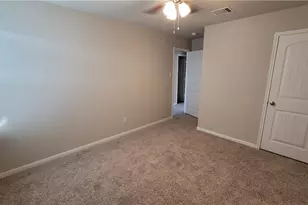 6406 Kildare Dr, Georgetown, TX 78626 - Photo 17