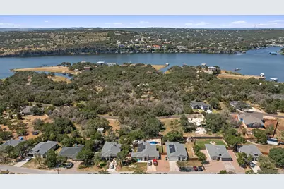 21710 Cardinal Avenue, Lago Vista, TX 78645 - Photo 11