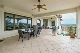 2004 Canonero Dr, Austin, TX 78746 - Photo 13