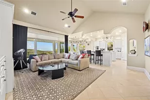 2004 Canonero Dr, Austin, TX 78746 - Photo 7