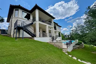 2004 Canonero Dr, Austin, TX 78746 - Photo 39