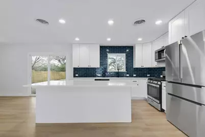 2300 Fair Oaks Drive, Austin, TX 78745 - Photo 9