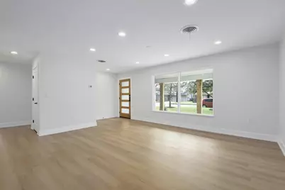 2300 Fair Oaks Drive, Austin, TX 78745 - Photo 5