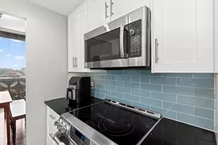 1801 Lavaca St, Austin, TX 78701 - Photo 21