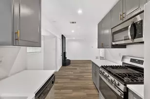 6913 La Salle Dr, Austin, TX 78723 - Photo 11