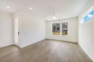 2211 E M. Franklin Ave, Austin, TX 78723 - Photo 3