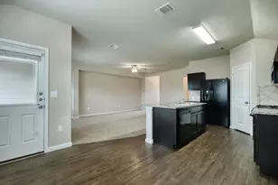 232 Voss, Kyle, TX 78640 - Photo 5