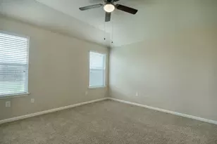 232 Voss, Kyle, TX 78640 - Photo 7