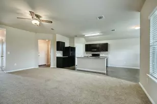 232 Voss, Kyle, TX 78640 - Photo 3