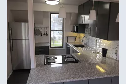310 W University Avenue #B, Georgetown, TX 78626 - Photo 5