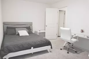 313 Magnum Force Dr, Jarrell, TX 76537 - Photo 25