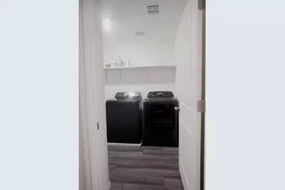 313 Magnum Force Drive, Jarrell, TX 76537 - Photo 23