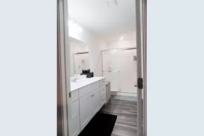 313 Magnum Force Drive, Jarrell, TX 76537 - Photo 17