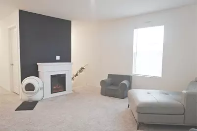 313 Magnum Force Drive, Jarrell, TX 76537 - Photo 13