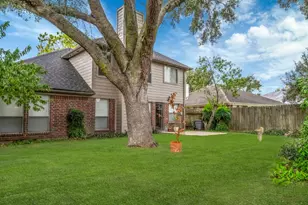 1415 Caslyn Dr, Rosenberg, TX 77471 - Photo 3