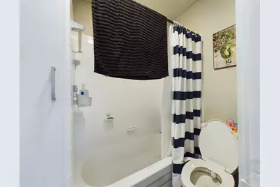 304 E 33rd Street #8, Austin, TX 78705 - Photo 11