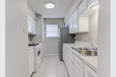 900 Sirocco Drive #B, Austin, TX 78745 - Photo 9