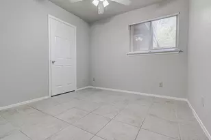 900 Sirocco Dr, Austin, TX 78745 - Photo 11