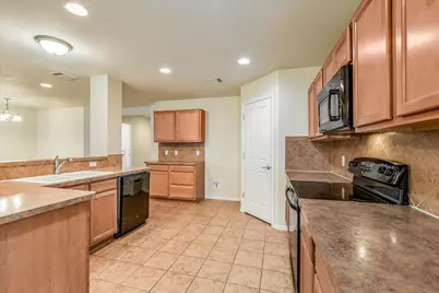 516 Lark Street, Leander, TX 78641 - Photo 5