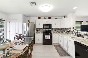 3425 Savage Springs Dr, Austin, TX 78754 - Photo 5