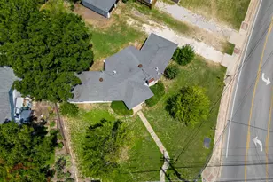 710 E Austin Ave, Round Rock, TX 78664 - Photo 23