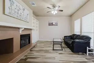 2901 San Jacinto Blvd, Austin, TX 78705 - Photo 5