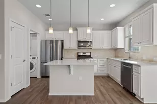 9416 Hunter Ln, Austin, TX 78748 - Photo 11