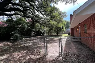 235 W Lower Line St, La Grange, TX 78945 - Photo 23