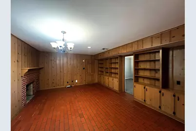235 W Lower Line Street, La Grange, TX 78945 - Photo 3