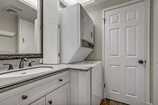 1801 Lavaca St, Austin, TX 78701 - Photo 13