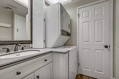 1801 Lavaca Street #5F, Austin, TX 78701 - Photo 13