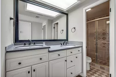 1801 Lavaca Street #5F, Austin, TX 78701 - Photo 19