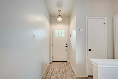 922 Thackeray Lane, Pflugerville, TX 78660 - Photo 5