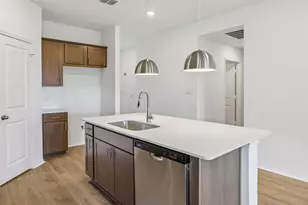 360 San Juan Trl, Bastrop, TX 78602 - Photo 13