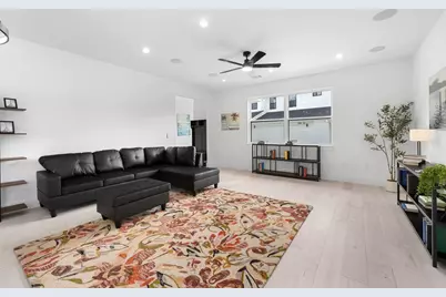 1500 Sylvan Glade #1A, Austin, TX 78745 - Photo 3