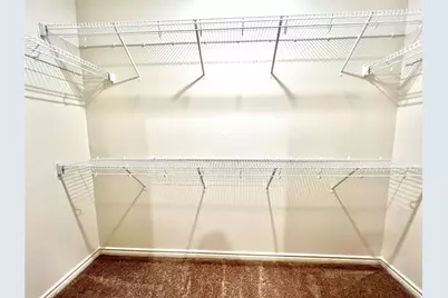 360 Crescent Park Drive, Jarrell, TX 76537 - Photo 17