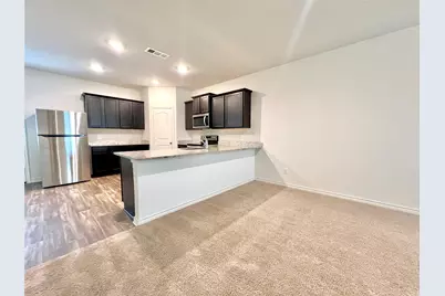 360 Crescent Park Drive, Jarrell, TX 76537 - Photo 7